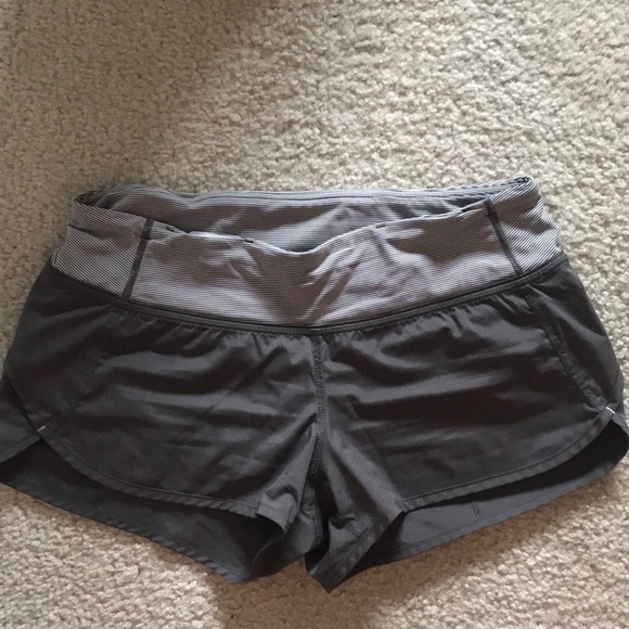 lululemon athletica Pants - Lululemon Speed Shorts Size 4